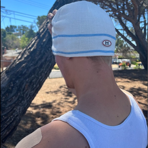 2LOT NEW UNDER ARMOUR MEN BEANIE SKULL CAP HAT WHITE HEATGEAR LINED KNIT BLUE L - Picture 2 of 6